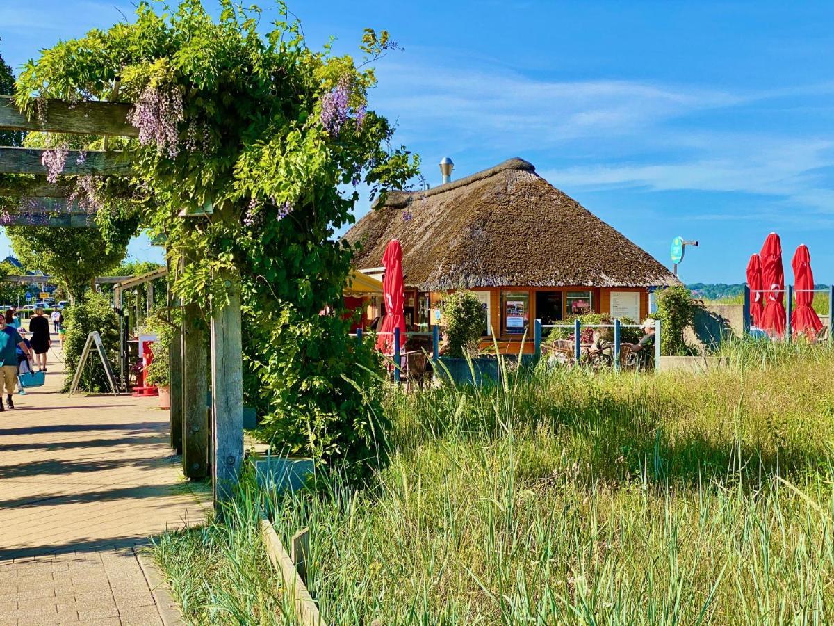 Casa Raphael Direkt Am Scharbeutzer Strand Exterior foto
